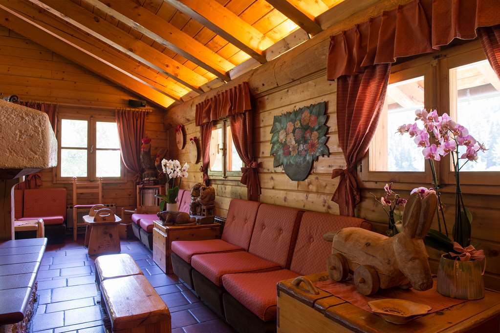 Eco Wellness Hotel Notre Maison Cogne Konforlar fotoğraf