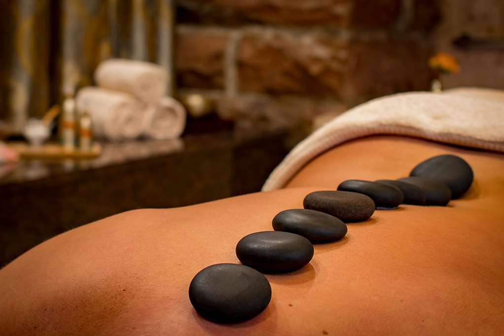 Eco Wellness Hotel Notre Maison Cogne Konforlar fotoğraf